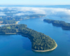 Wyspa Duża / Wyspa Energetyka - zdjęcie z lotu paralotnią nad Bieszczadami we wrześniu.