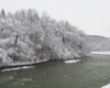 Rzeka Osława między Wysoczanami, a Mokrem zimą, czyli na pograniczu Bieszczad, Beskidu Niskiego i Pogórza Bukowskiego - często to atrakcyjne miejsce fotografujemy.