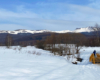 Szlak niebieski z Wołosatego na Tarnicę - najwyższy szczyt Bieszczad w Bieszczadzkim Parku Narodowym zimą.