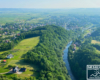 Widok na BESKO dosłownie z ponad najciekawszego fragmentu Jaru rzeki Wisłok.