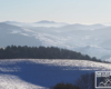 Widok z Rzepedki 706m na położone w dolinach Turzańsk, Rzepedź, a na horyzoncie góra Łopiennik.